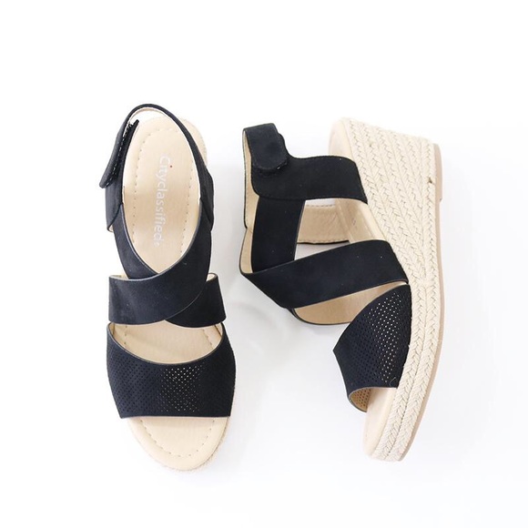 preview black perforated espadrille sandal - Picture 2 of 6